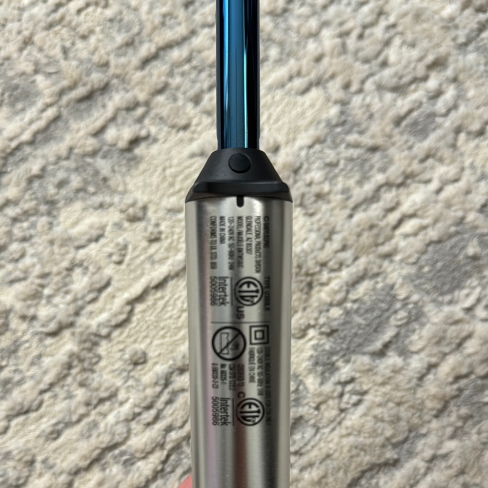 BabylissPro Blue and Silver Curling Wand - Picture 2 of 3